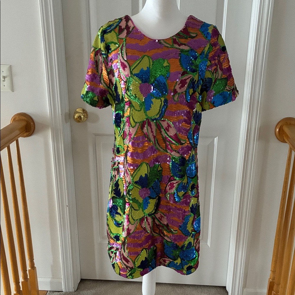 20:07 - Isaac Mizrahi Sequin Floral  Mini Dress